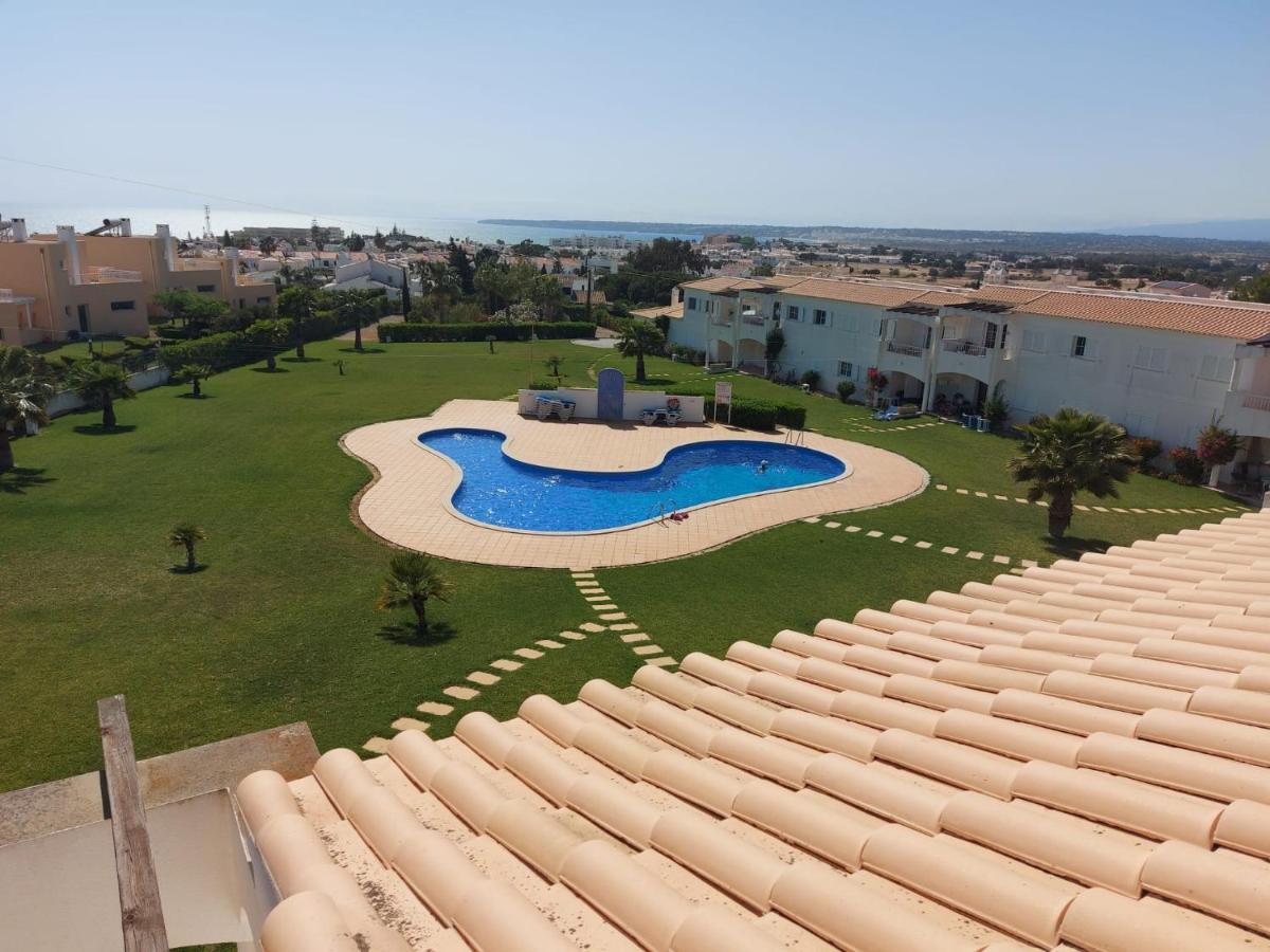 Apartamento No Condominio Baia Village Com Piscina Albufeira Kültér fotó