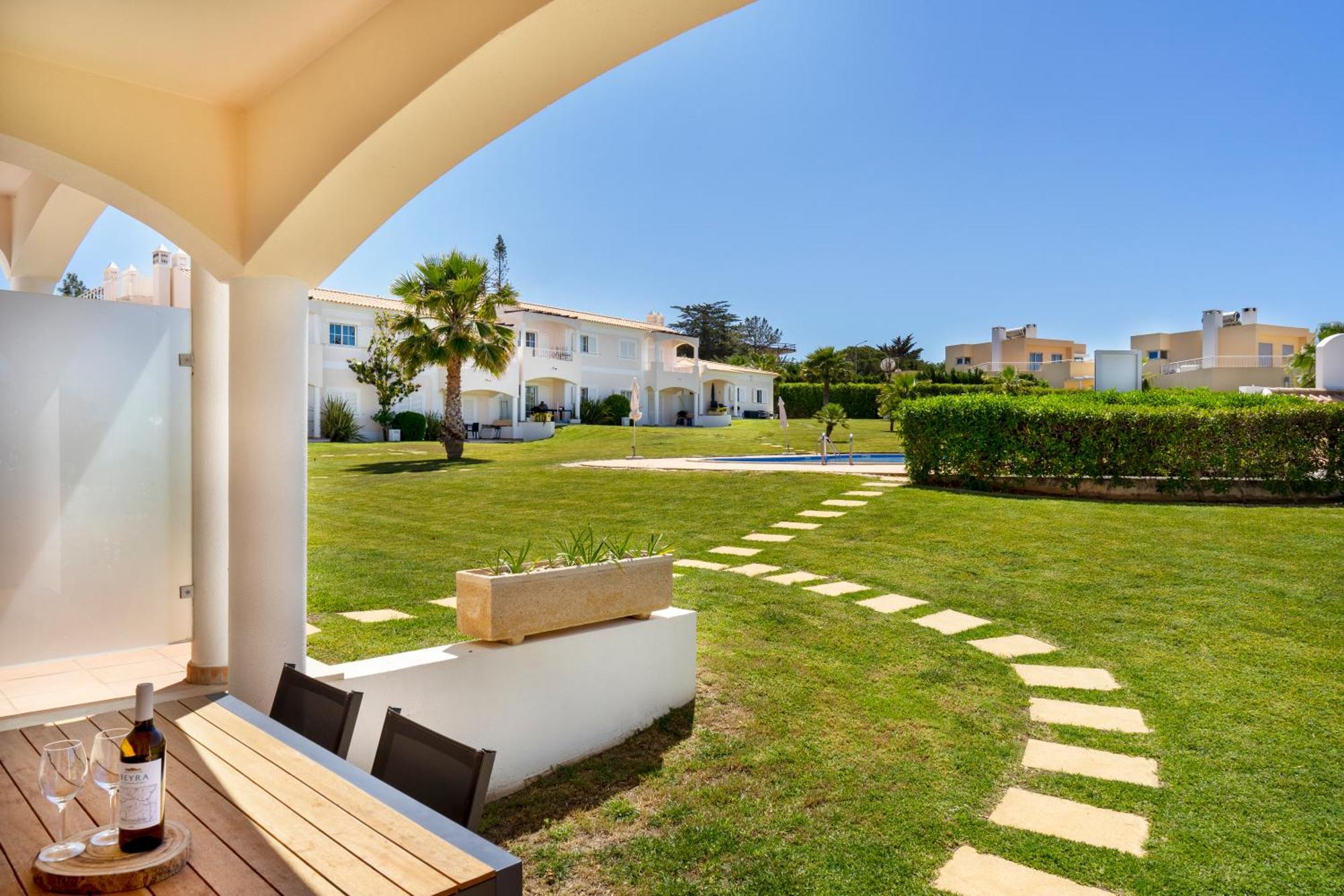 Apartamento No Condominio Baia Village Com Piscina Albufeira Kültér fotó