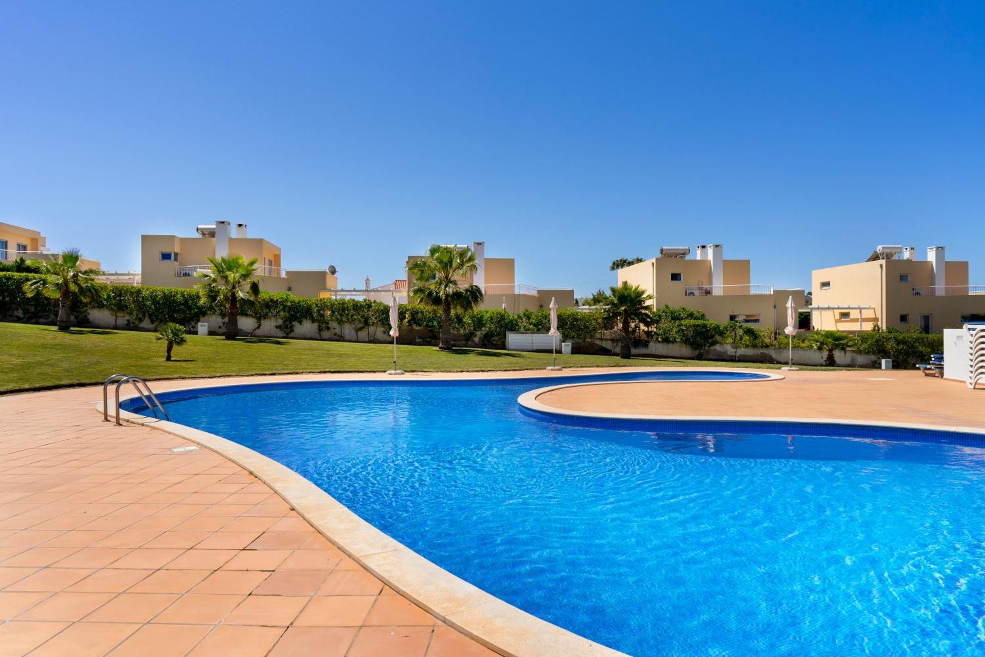 Apartamento No Condominio Baia Village Com Piscina Albufeira Kültér fotó